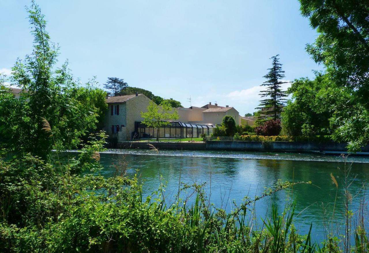 Au Murmure De La Sorgue Vila LʼIsle-sur-la-Sorgue Exterior foto